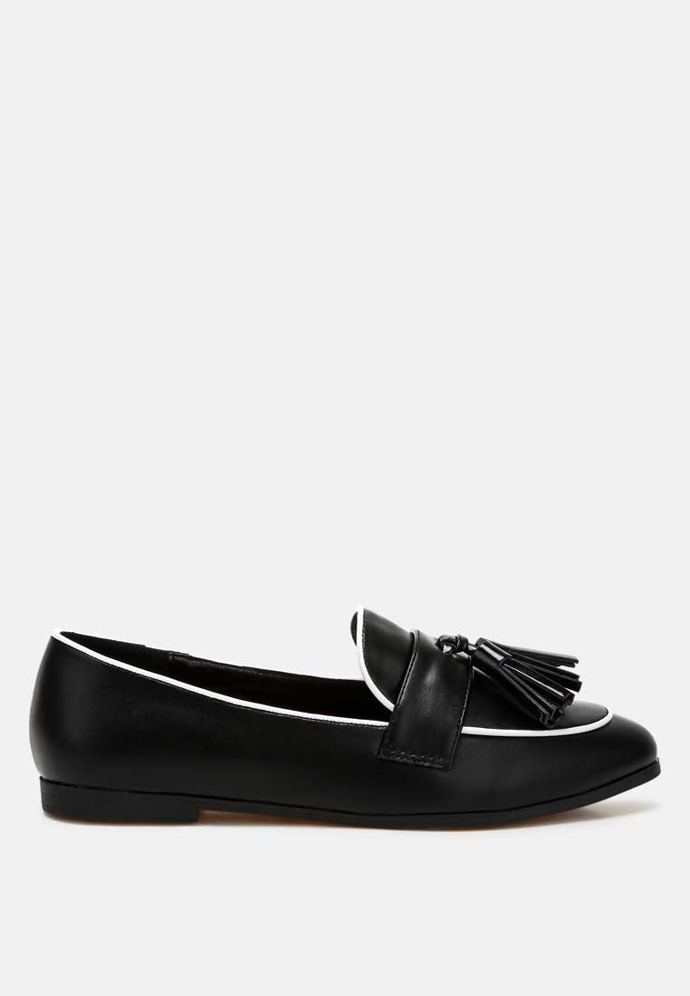 Mythos Dual Tone Tassel Loafers Flat Pleather Comfortable Shoes