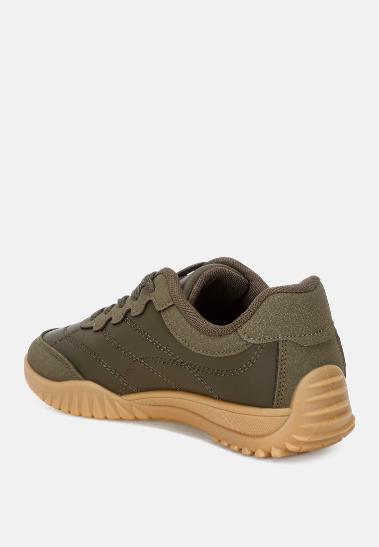 Stany Classic Anti-Skid Sneakers with Cushioned Comfort and Dual-Tone Design