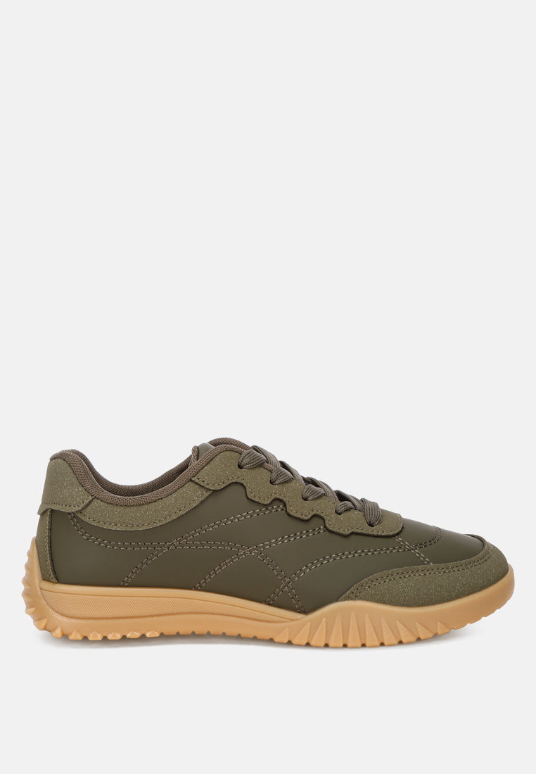 Stany Classic Anti-Skid Sneakers with Cushioned Comfort and Dual-Tone Design