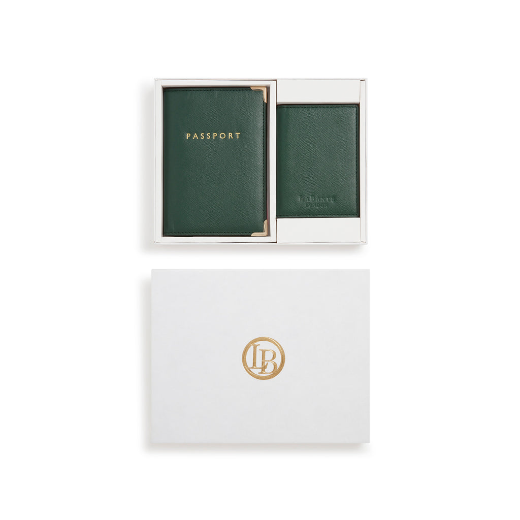 Nutcombe Green Passport Holder & Credit Card holder Gift Box