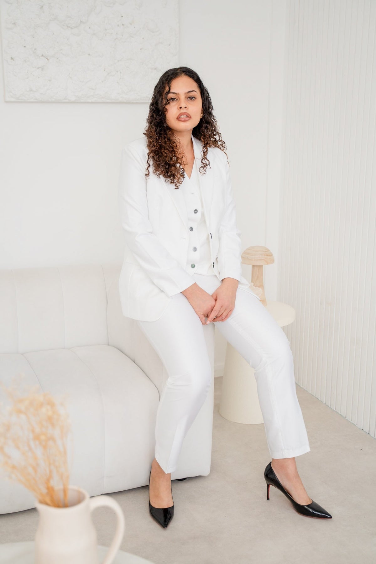 Snow White Spark 3-Piece Pantsuit UK Size 12 White Satin Blazer Set