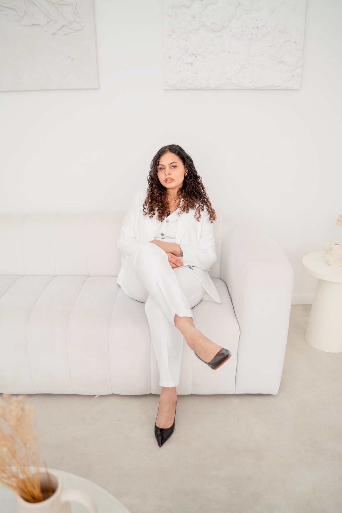 Snow White Spark 3-Piece Pantsuit UK Size 12 White Satin Blazer Set
